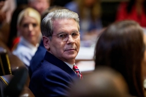 بيسنت: على الفيدرالي أن يعيد تقييم سياسته بعد تعديل بيانات الوظائف