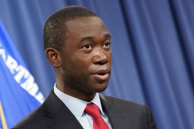 نائب وزير الخزانة الأمريكي يقول العقوبات "جاهزة" للإستخدام ضد روسيا