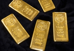 انخفاض الذهب دون 4900 دولار مع إغلاق الصين بمناسبة السنة القمرية الجديدة