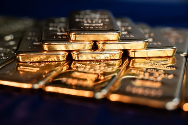 الذهب يبلغ قمماً جديدة ويقترب من 3600 دولار بعد أرقام الوظائف الأمريكية