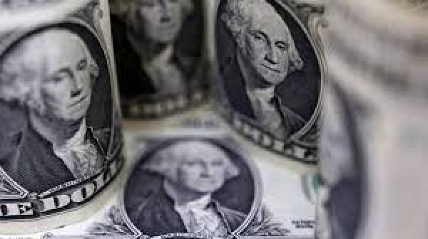 الدولار يحافظ على ثباته بعد أسبوع متقلب، والتركيز على الين