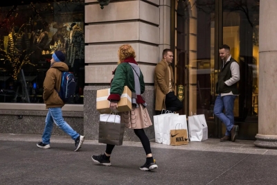مبيعات التجزئة الأمريكية تفوق التوقعات في أغسطس