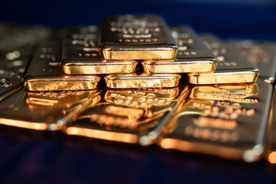 الذهب يلتقط أنفاسه مع تقييم السوق لموقف الفيدرالي من تخفيضات الفائدة