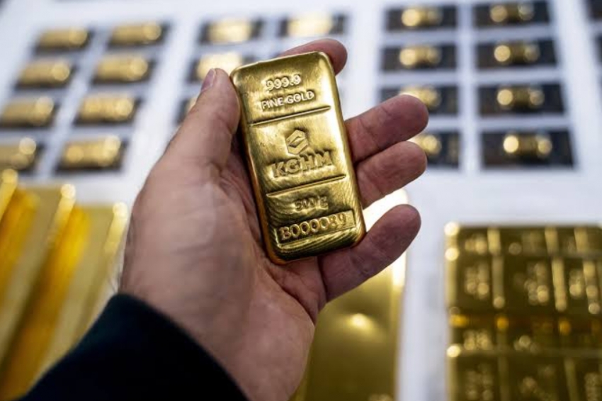 الذهب مستقر بعد أن خفّفت تصريحات وارش رهانات رفع الفائدة في أكتوبر