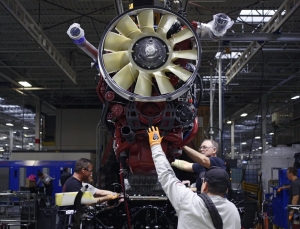 الاقتصاد الأمريكي يفاجئ الأسواق بفقدان 92 ألف وظيفة وارتفاع البطالة